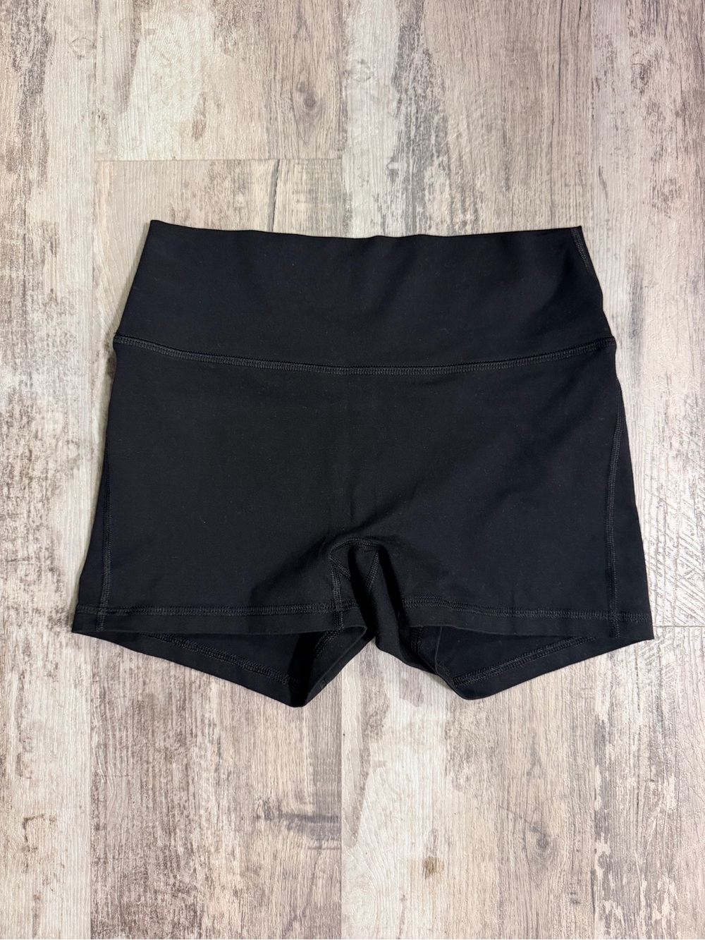 Fleo Ascend No Front Seam 3.25” High-Waist Black Women’s Shorts Size Medium